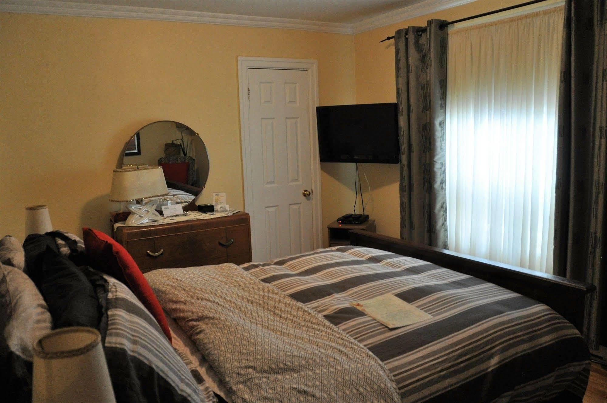Maison Des Jardins B & B Montréal Eksteriør billede